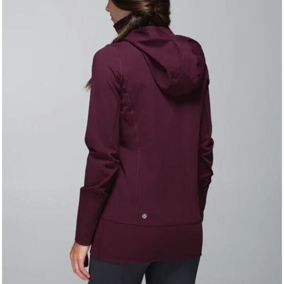 Lululemon Women's Stride Zip Up Jacket Size 8 Cranberry/Maroon - Picture 2 of 10